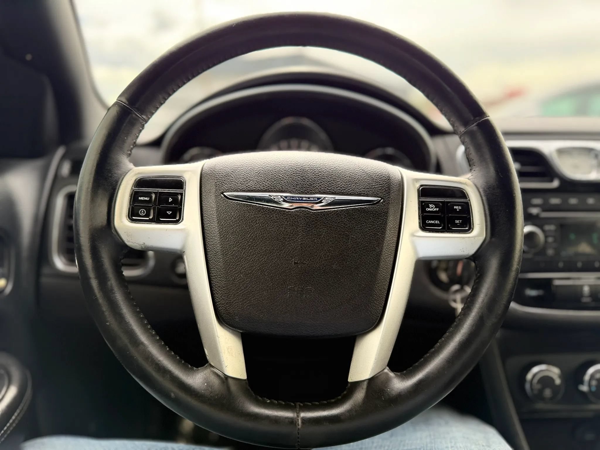 Used 2013 Chrysler 200 Touring FWD image 30