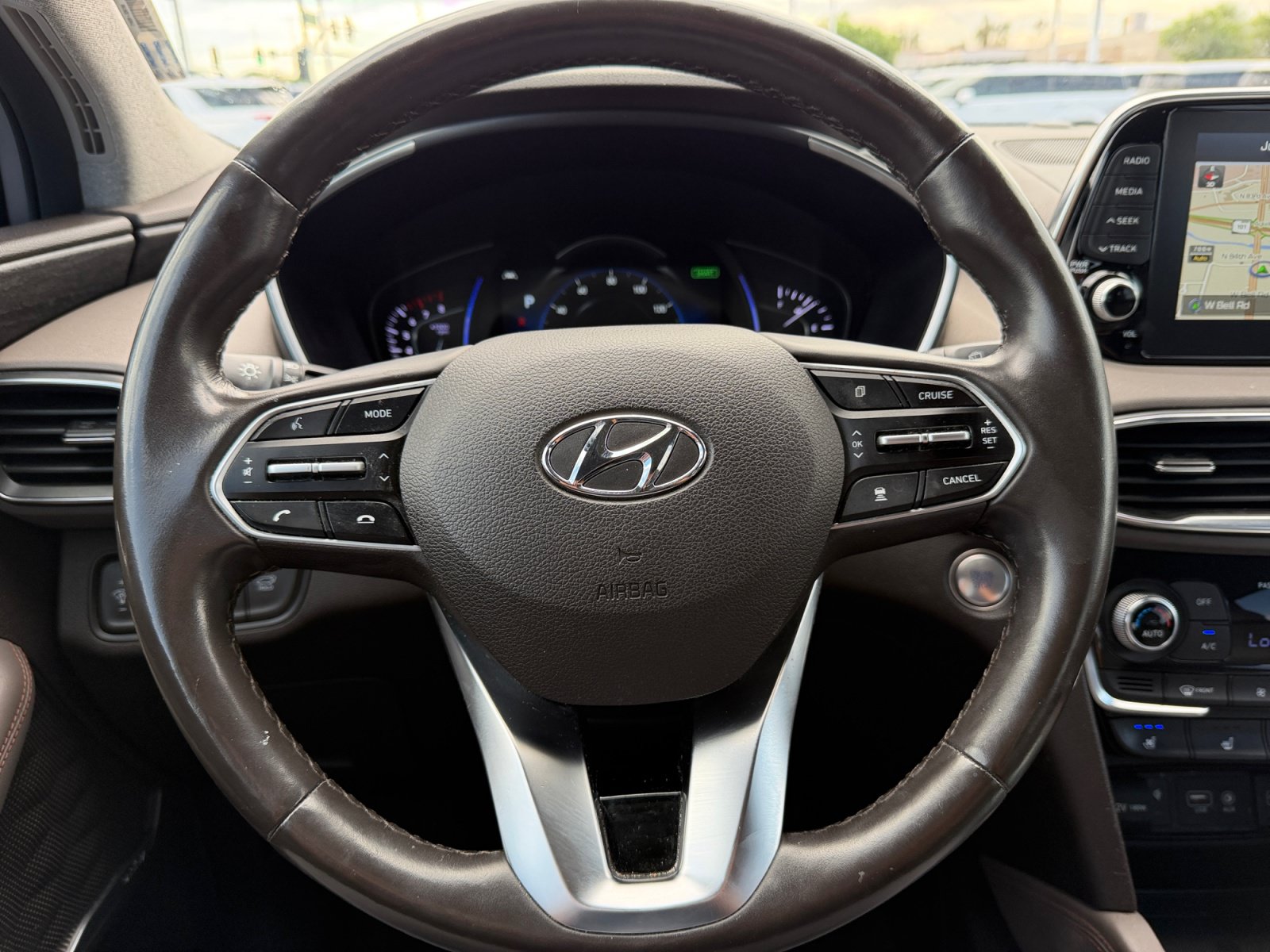 Used 2019 Hyundai Santa Fe AWD image 9