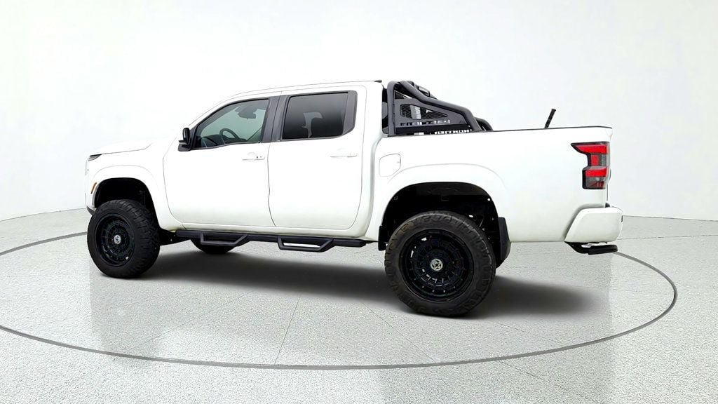Used 2023 Nissan Frontier SV w/ SV Convenience Package AWD/4WD image 7