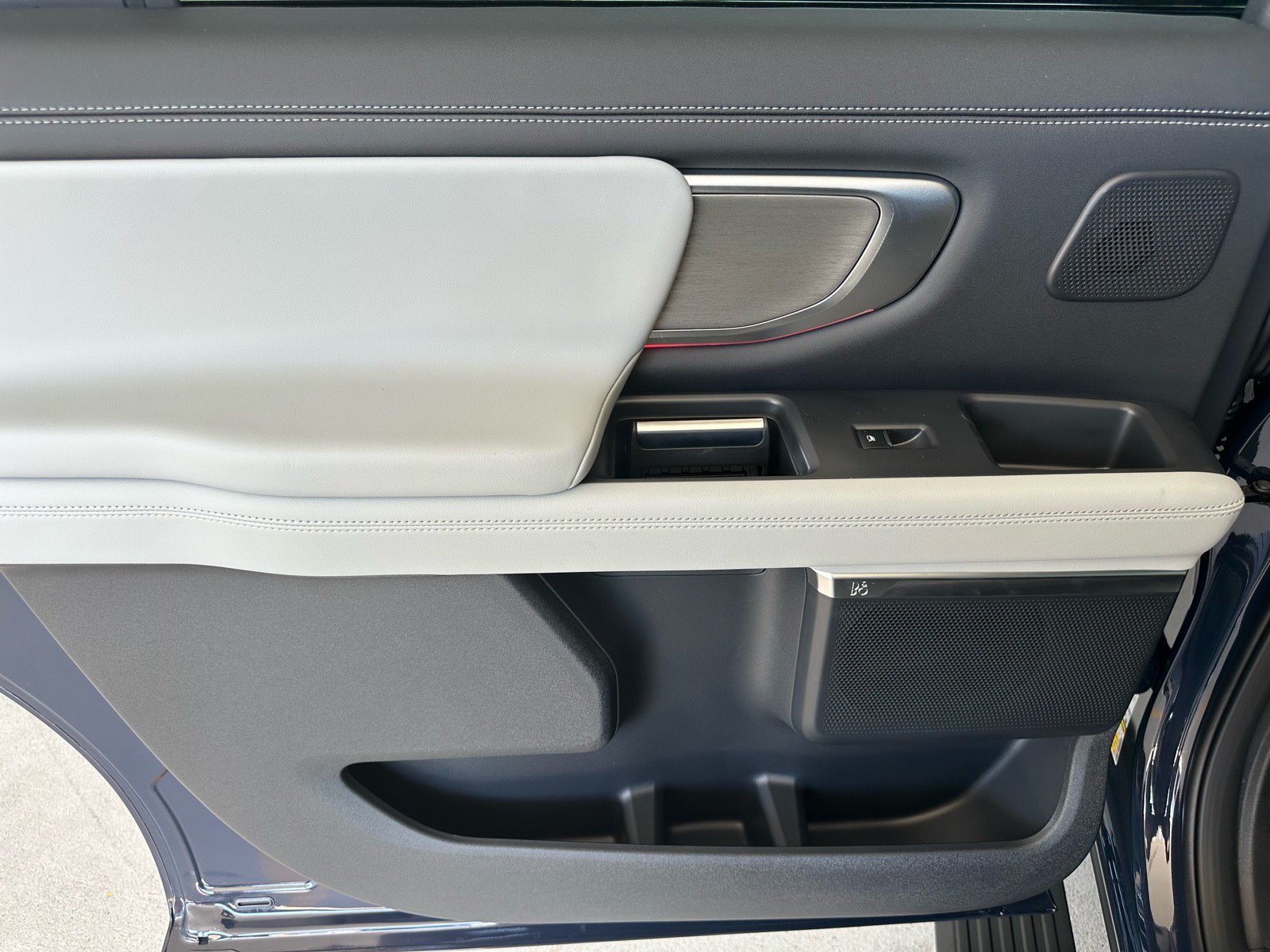 New 2027 Ford Expedition Max Platinum AWD/4WD image 27