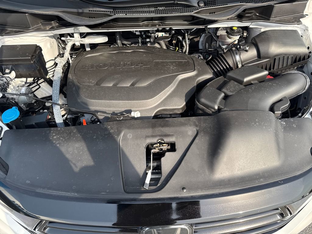 Used 2024 Honda Odyssey Sport image 25