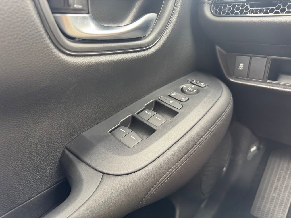 New 2026 Honda HR-V LX image 12