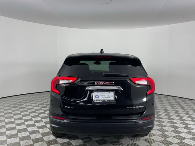 Used 2024 GMC Terrain SLE AWD/4WD image 6
