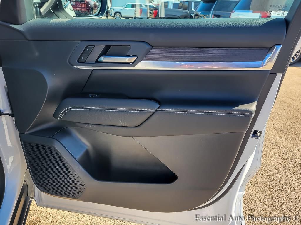 Used 2026 GMC Terrain Denali w/ LPO, Floor Liner Package image 23