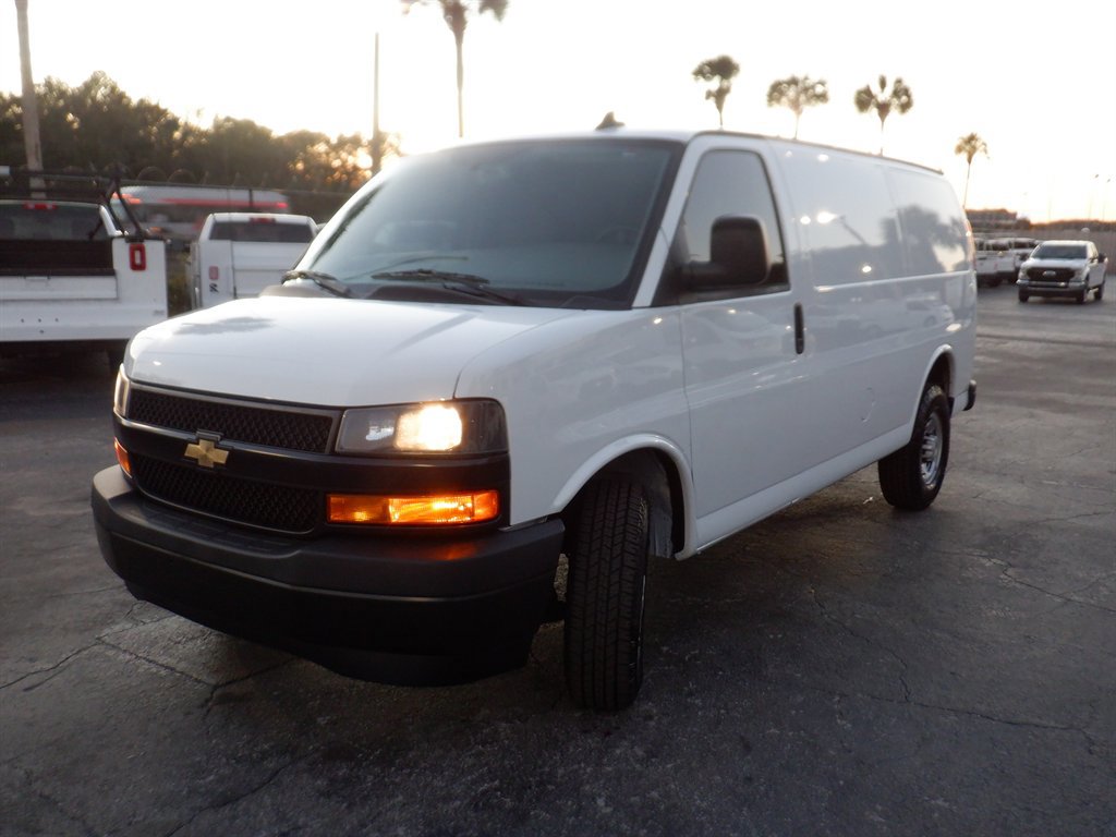 Used 2023 Chevrolet Express 2500 Hvac BIN Package w/ Driver Convenience Package image 21