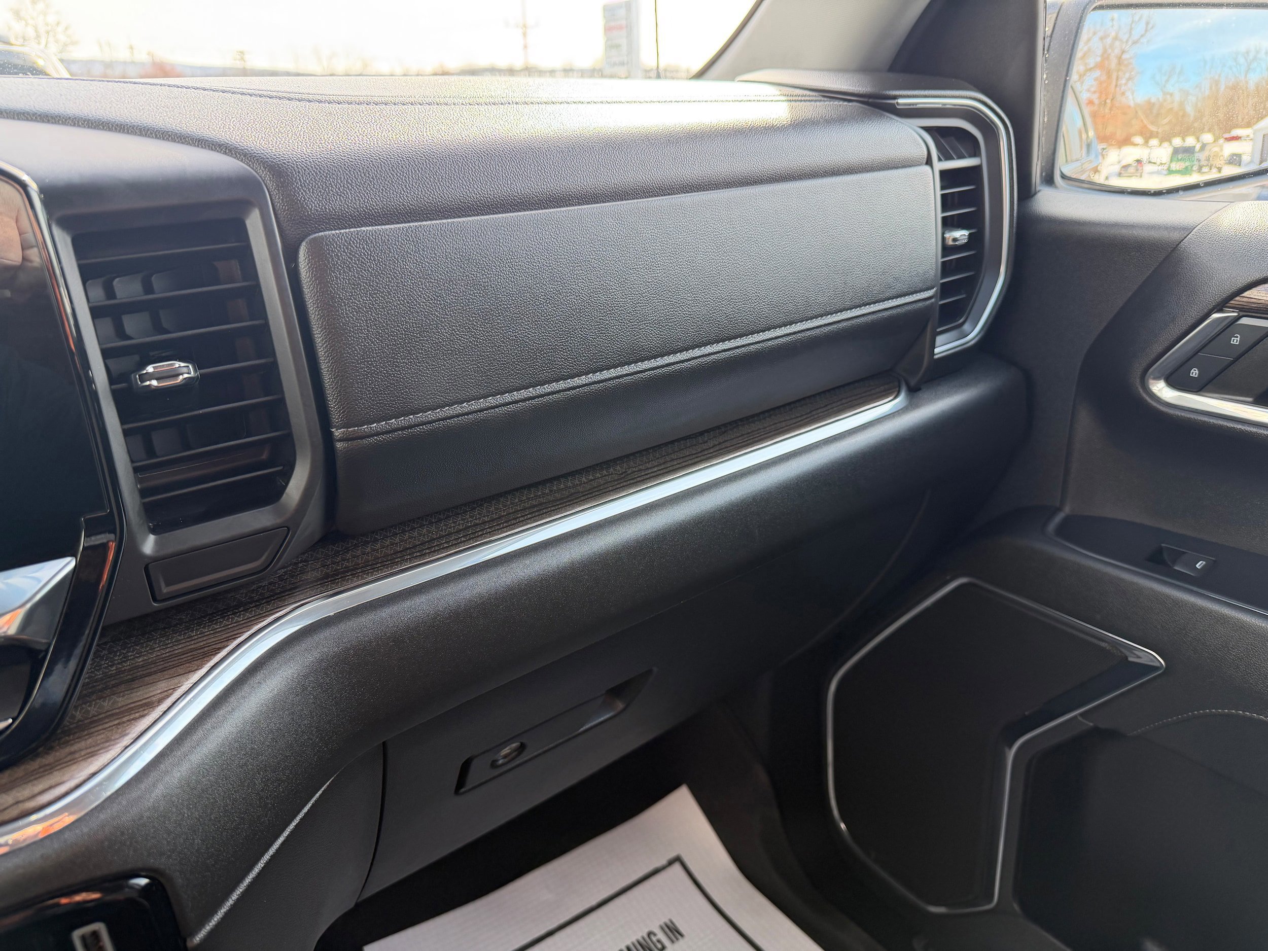 Used 2024 Chevrolet Silverado 1500 RST image 11