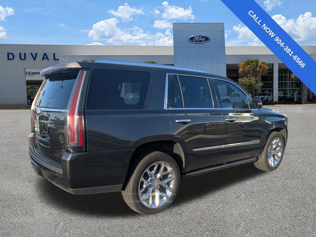 Used 2016 Cadillac Escalade Premium AWD/4WD image 4