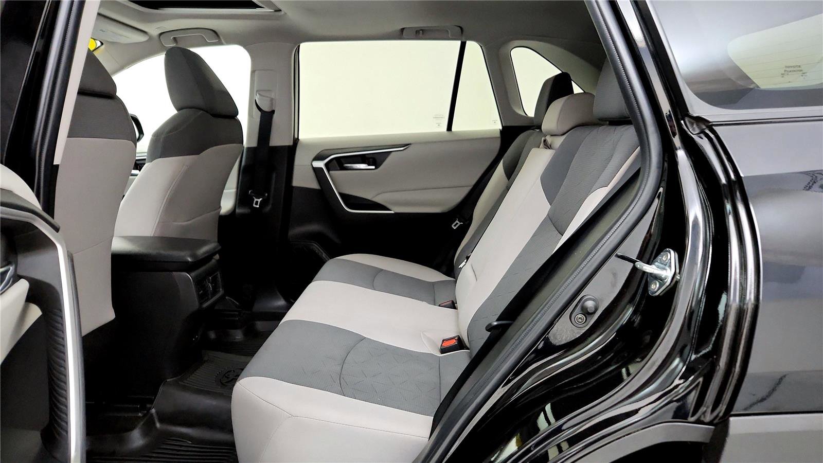 Certified 2023 Toyota RAV4 XLE w/ Convenience Package image 20