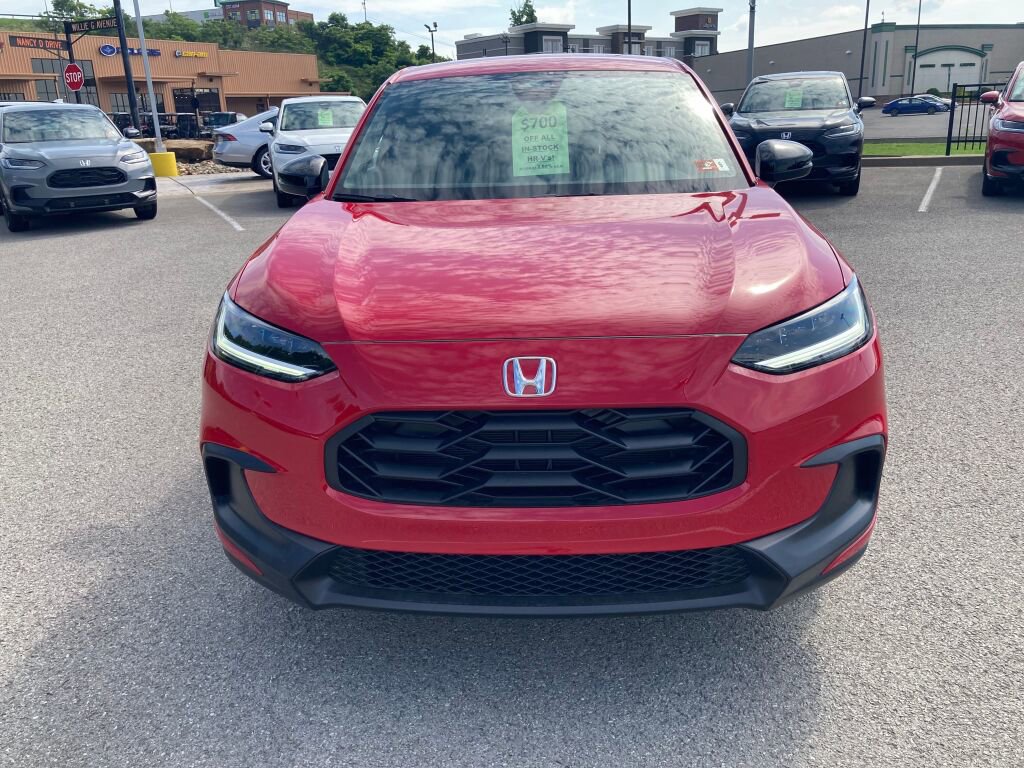 New 2025 Honda HR-V Sport image 2