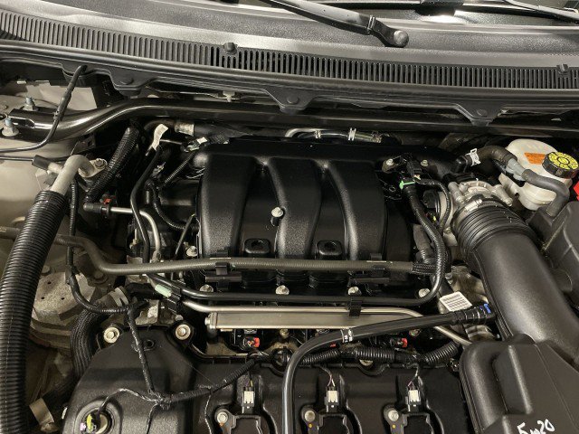 Used 2019 Ford Flex SE image 26