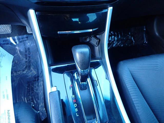 Used 2016 Honda Accord LX image 17