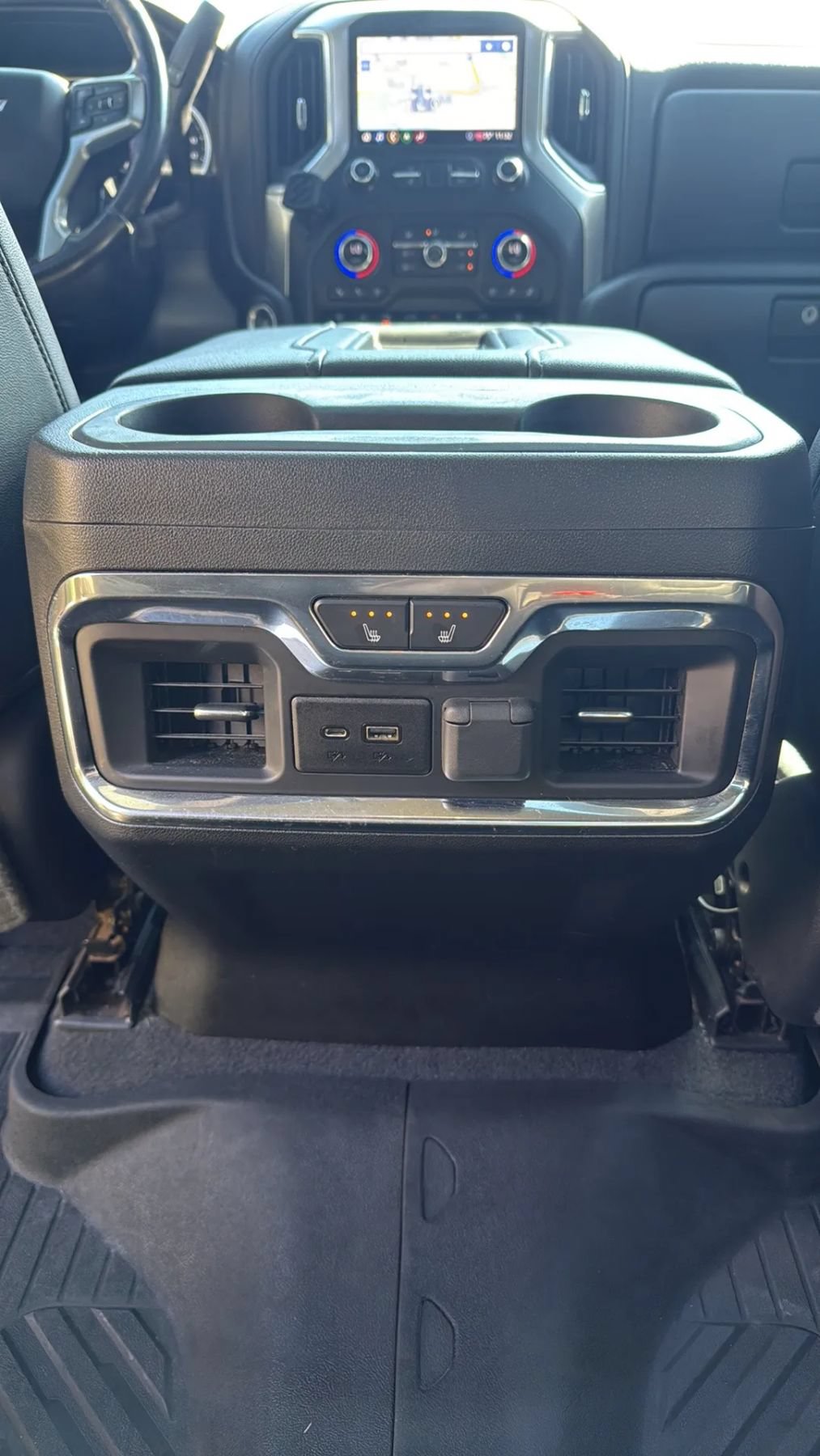 Used 2020 Chevrolet Silverado 2500 LTZ w/ LTZ Premium Package AWD/4WD image 34