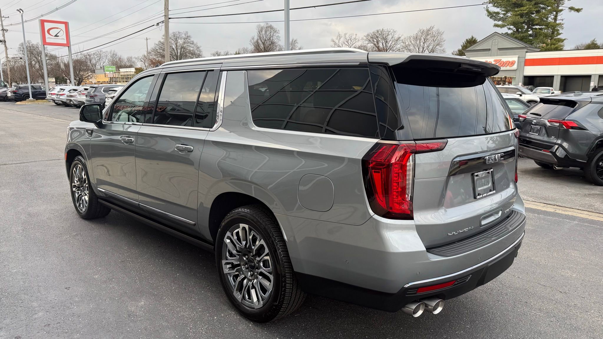 Used 2024 GMC Yukon XL Denali Ultimate image 5