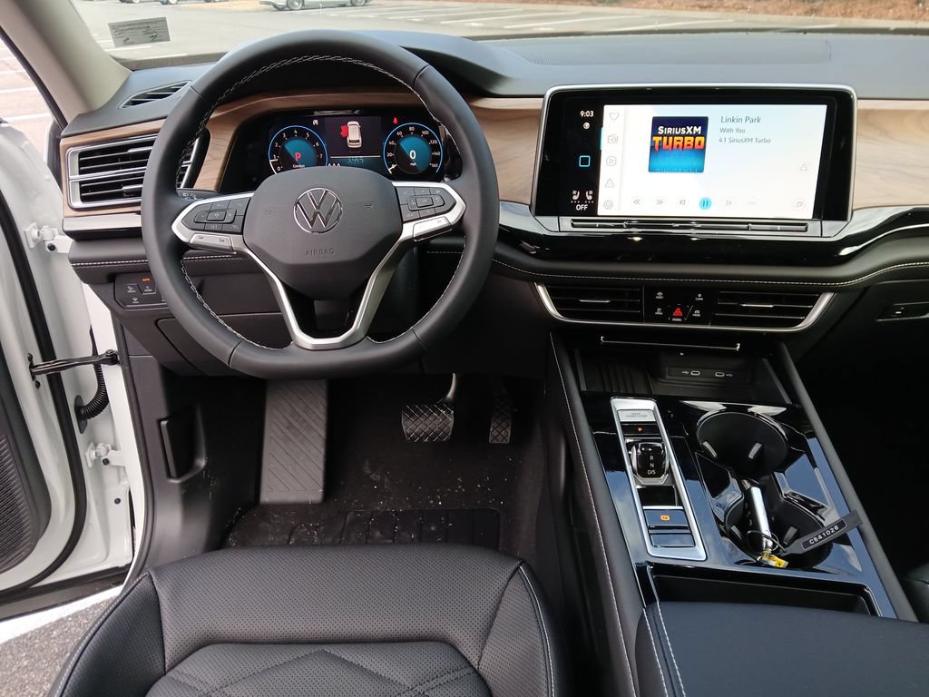 New 2026 Volkswagen Atlas SE FWD image 13