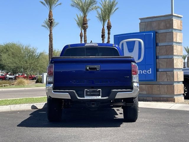 Used 2023 Toyota Tacoma TRD Off-Road w/ Black Out Package (TMS) AWD/4WD image 6