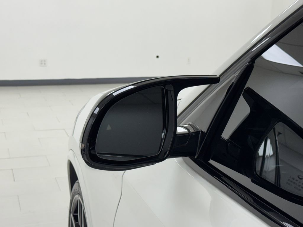 Used 2023 BMW X3 M40i w/ Premium Package image 35