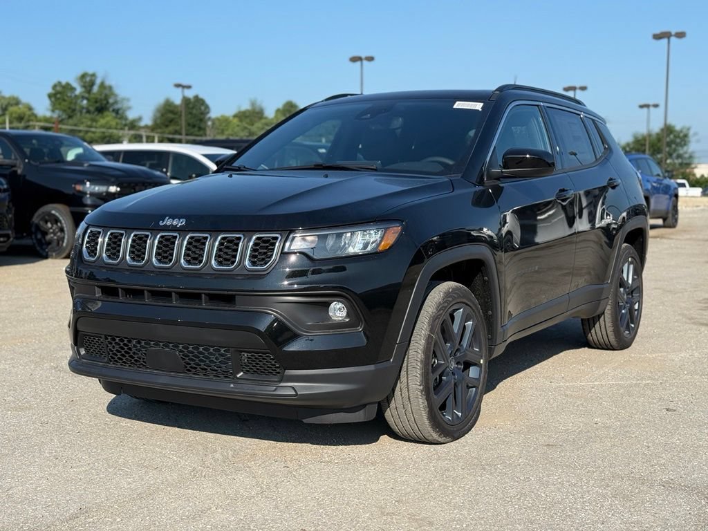 New 2026 Jeep Compass Latitude AWD/4WD image 2