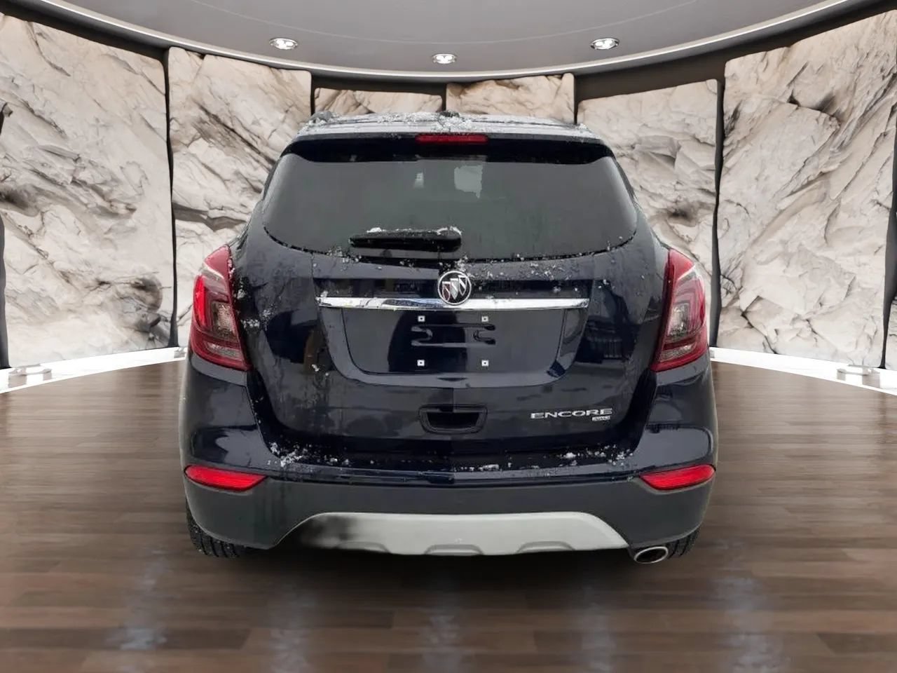 Used 2022 Buick Encore Preferred w/ Safety Package AWD/4WD image 4