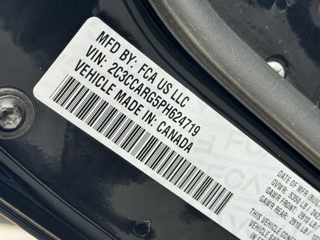 Used 2023 Chrysler 300 Touring AWD/4WD image 34