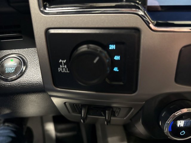 Used 2022 Ford F250 Lariat w/ Tremor Off-Road Package image 10