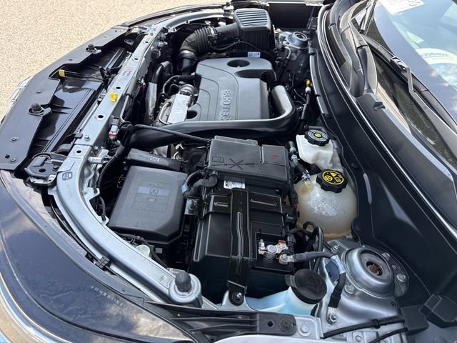 Used 2023 Chevrolet Equinox LT FWD image 34