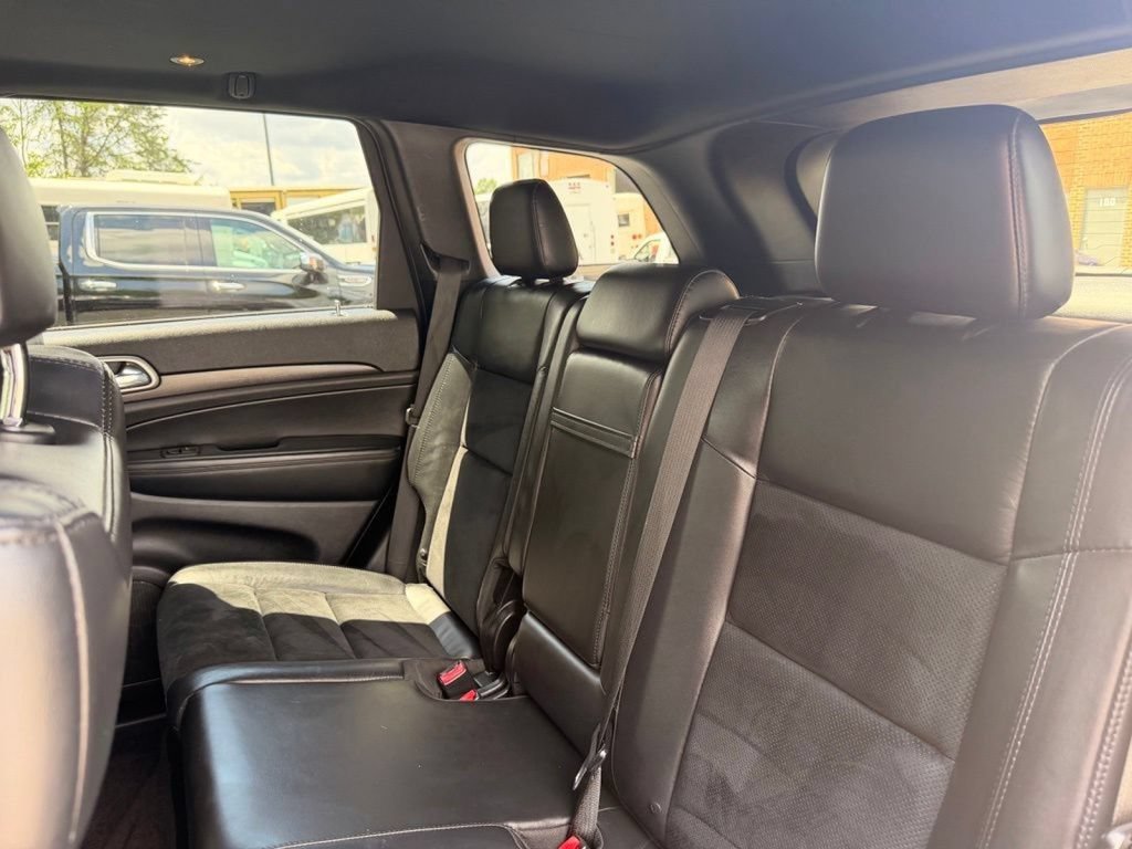 Used 2017 Jeep Grand Cherokee Altitude AWD/4WD image 17