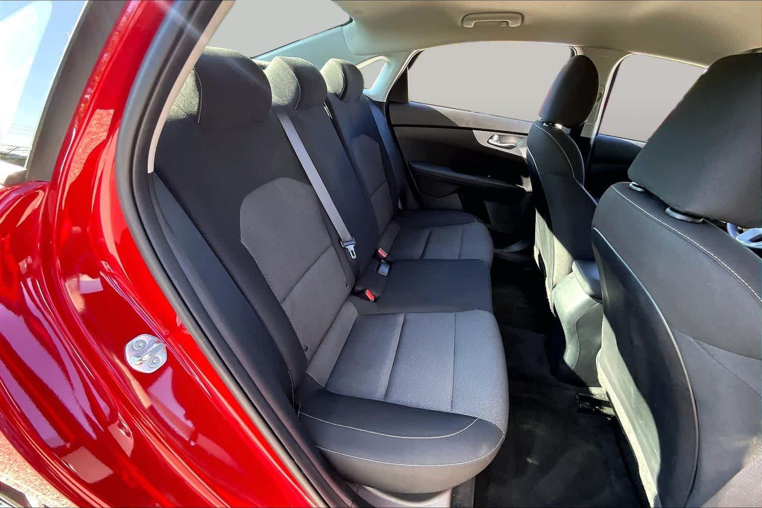 Used 2024 Kia Forte LXS w/ LXS Technology Package FWD image 20