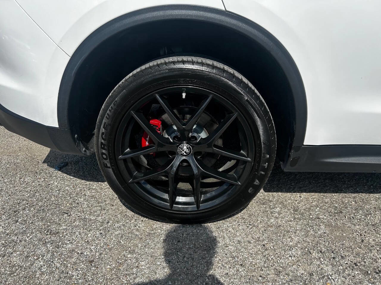 Used 2019 Alfa Romeo Stelvio w/ Nero Edizione image 18