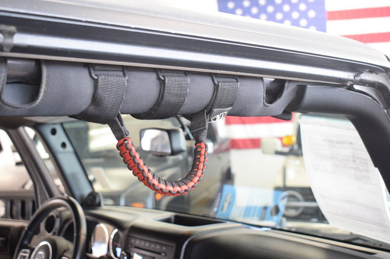 Used 2014 Jeep Wrangler Sport w/ Quick Order Package 24S AWD/4WD image 46