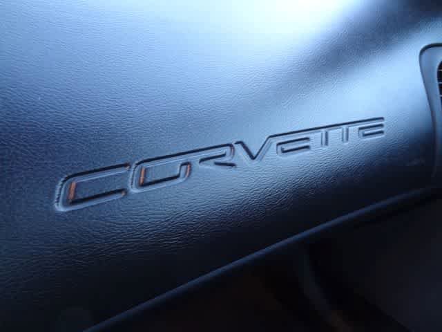 Used 2005 Chevrolet Corvette Coupe w/ Preferred Equipment Group RWD image 25