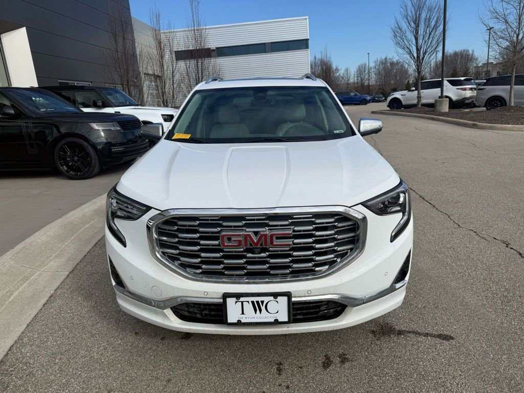 Used 2019 GMC Terrain Denali w/ Advanced Safety Package image 2
