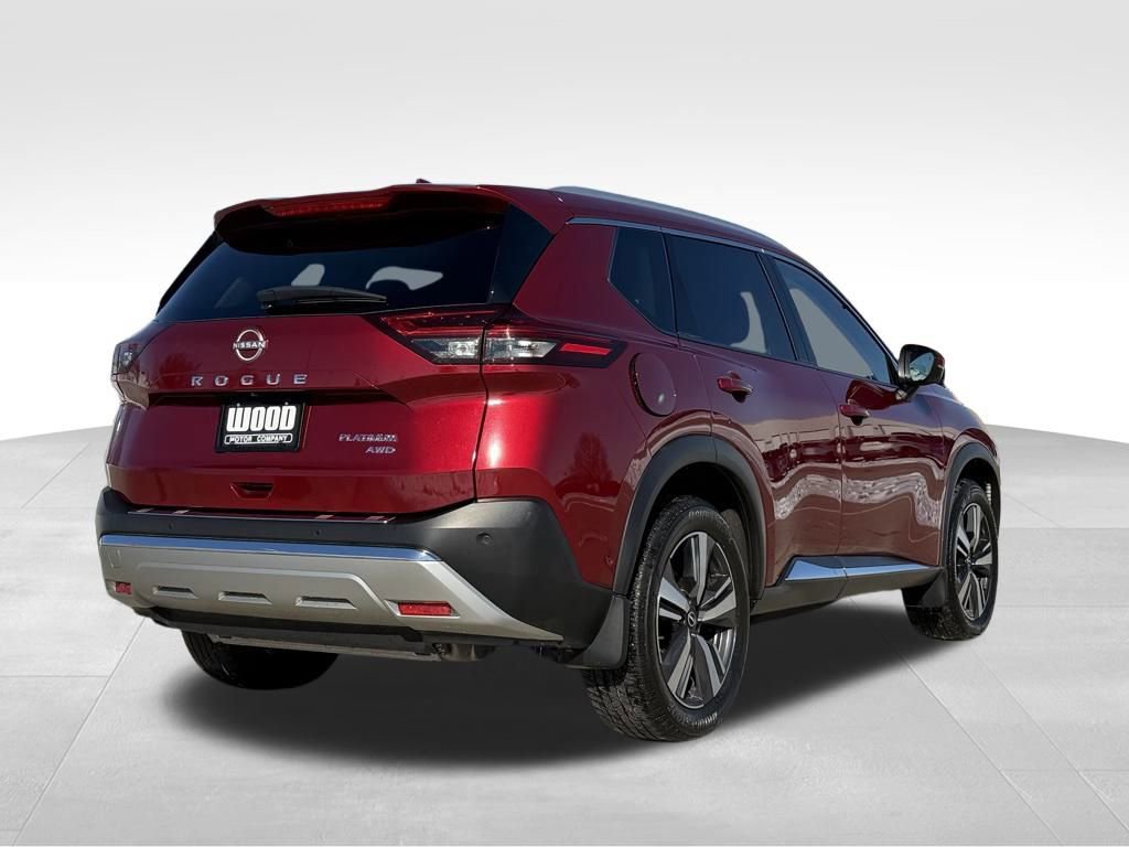 Used 2023 Nissan Rogue Platinum w/ Platinum Premium Package image 3