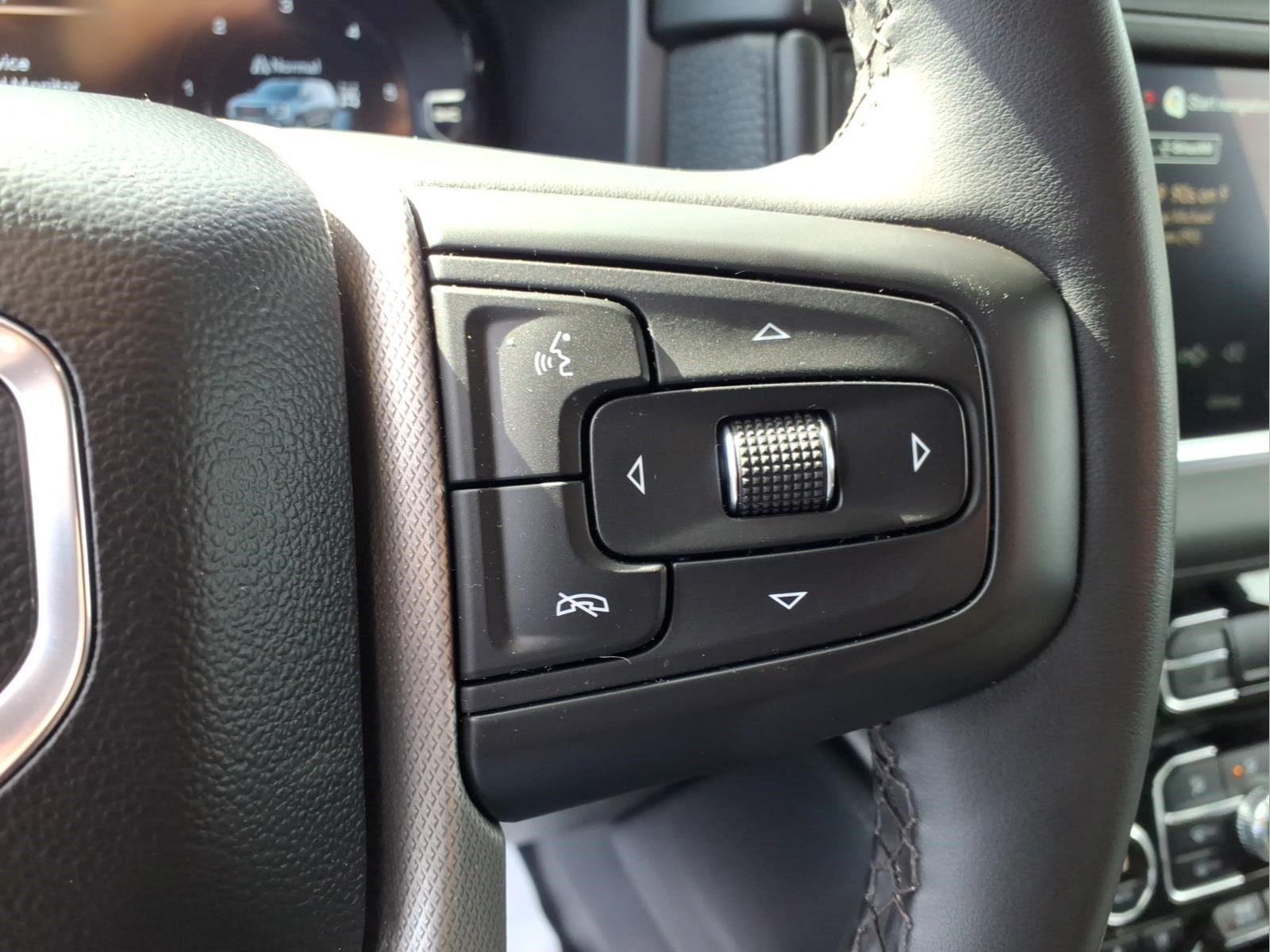 Used 2023 GMC Yukon Denali AWD/4WD image 20