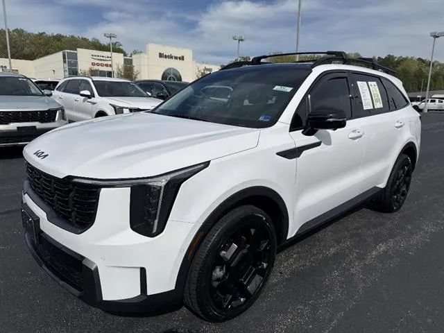 Certified 2025 Kia Sorento SX AWD/4WD image 3