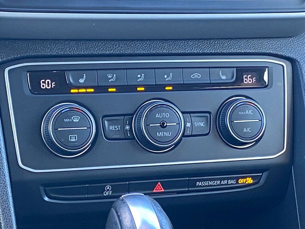 Used 2021 Volkswagen Atlas SE w/ Towing Package image 8