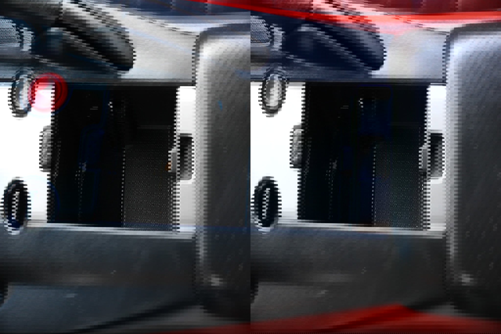 Used 2004 Honda S2000 image 32