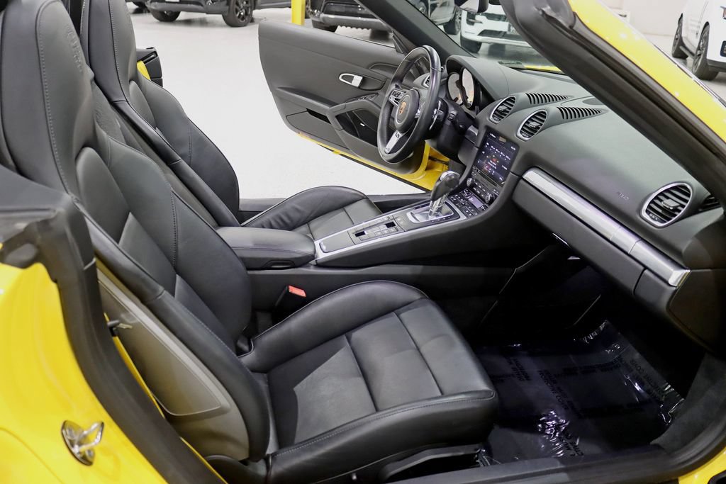 Used 2019 Porsche 718 Boxster S RWD image 27