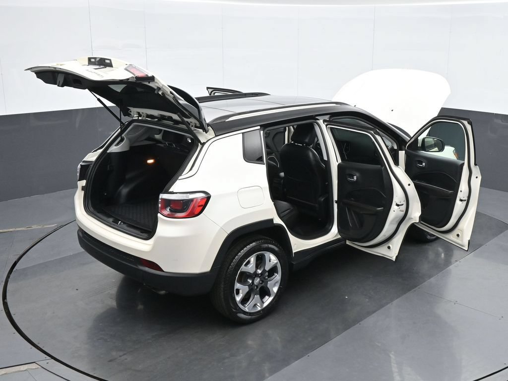 Used 2019 Jeep Compass Limited AWD/4WD image 39