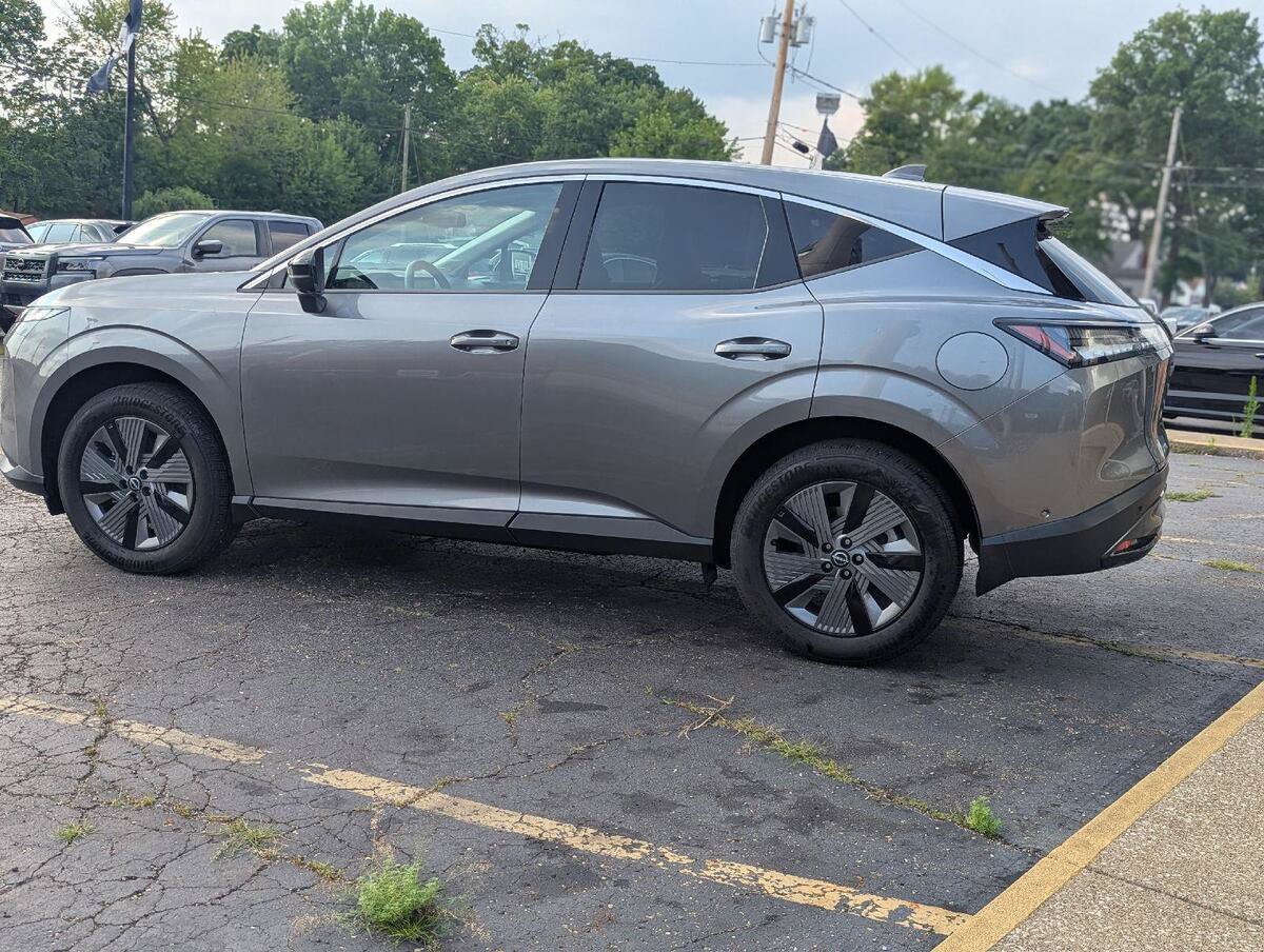 Used 2025 Nissan Murano SL w/ Cargo Package AWD/4WD image 5