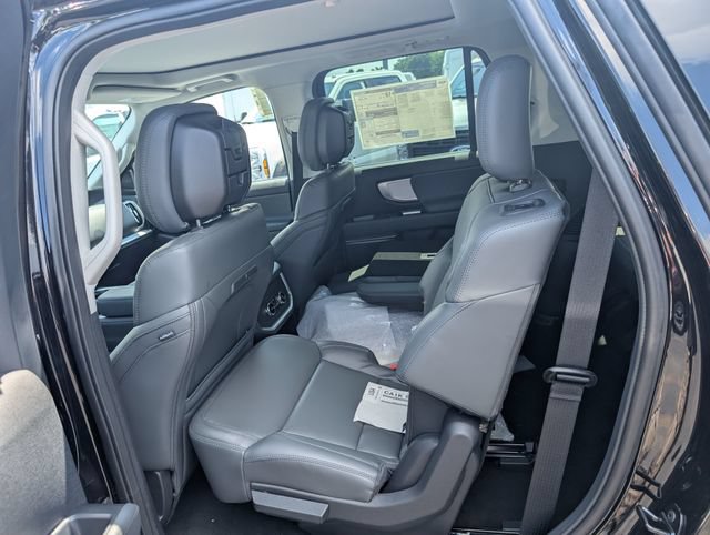 New 2027 Ford Expedition Active AWD/4WD image 10
