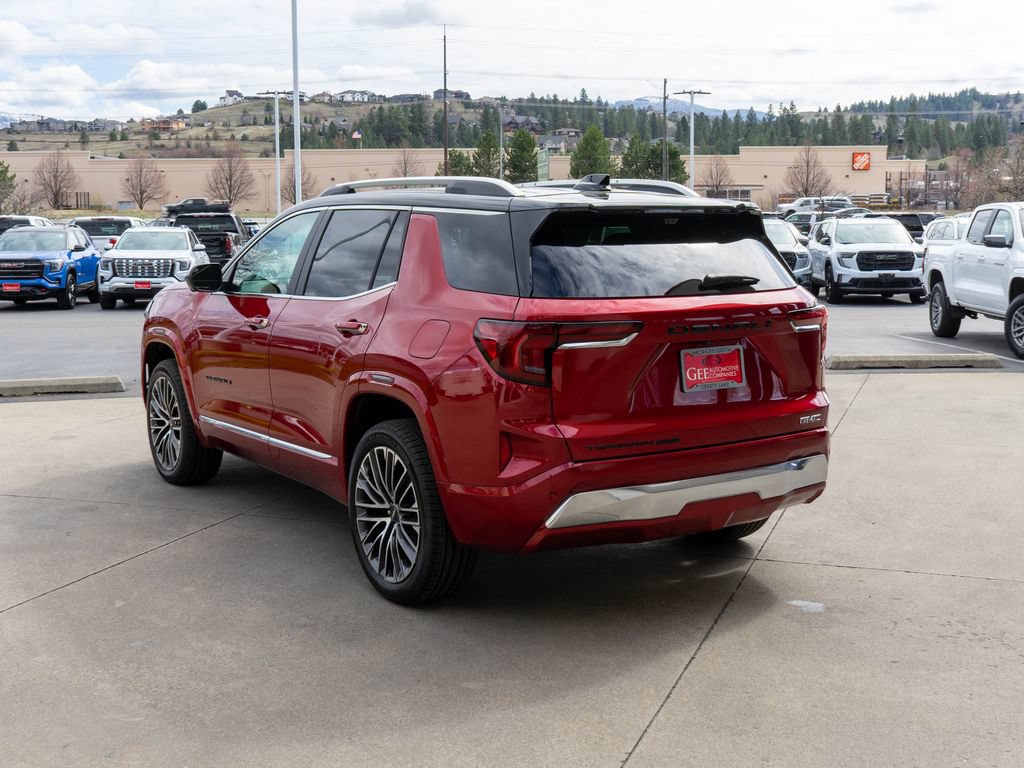 New 2026 GMC Terrain Denali w/ LPO, Black Badging Package AWD/4WD image 5