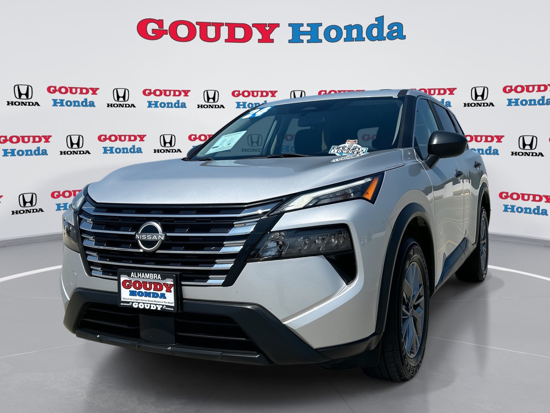 Used 2024 Nissan Rogue S