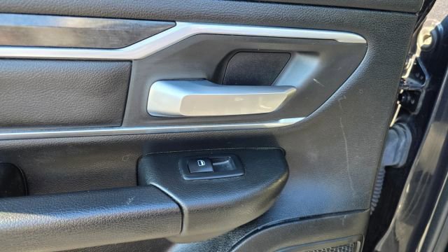 Used 2019 RAM 1500 Big Horn AWD/4WD image 44