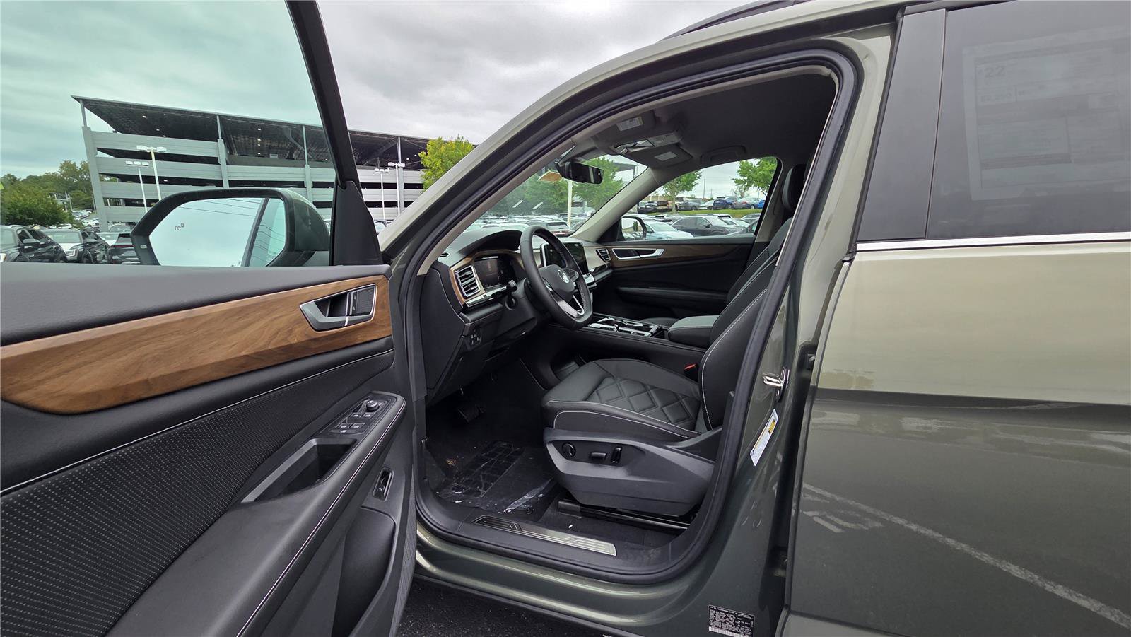 New 2026 Volkswagen Atlas SE AWD/4WD image 13