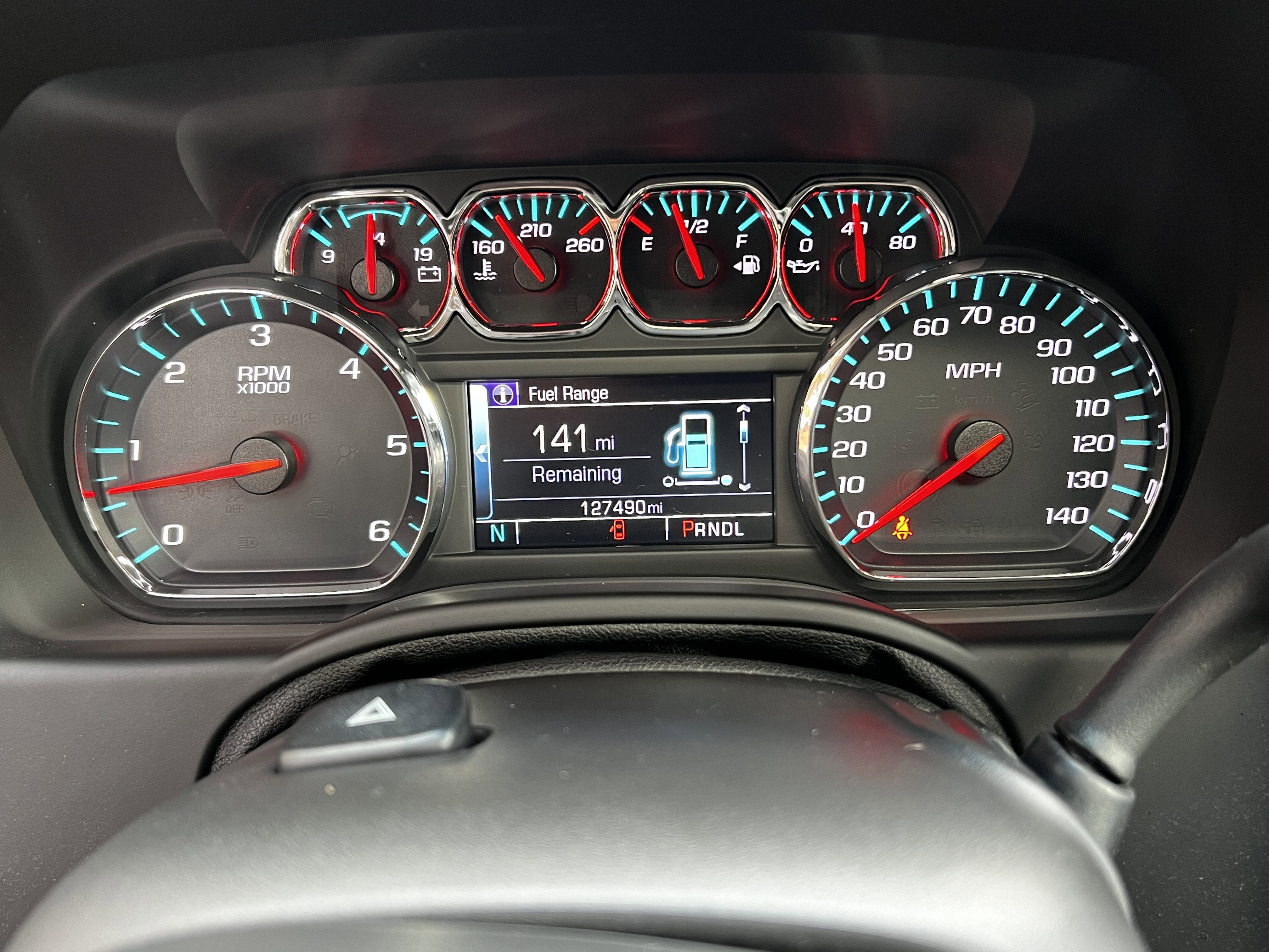 Used 2018 Chevrolet Suburban LT image 22