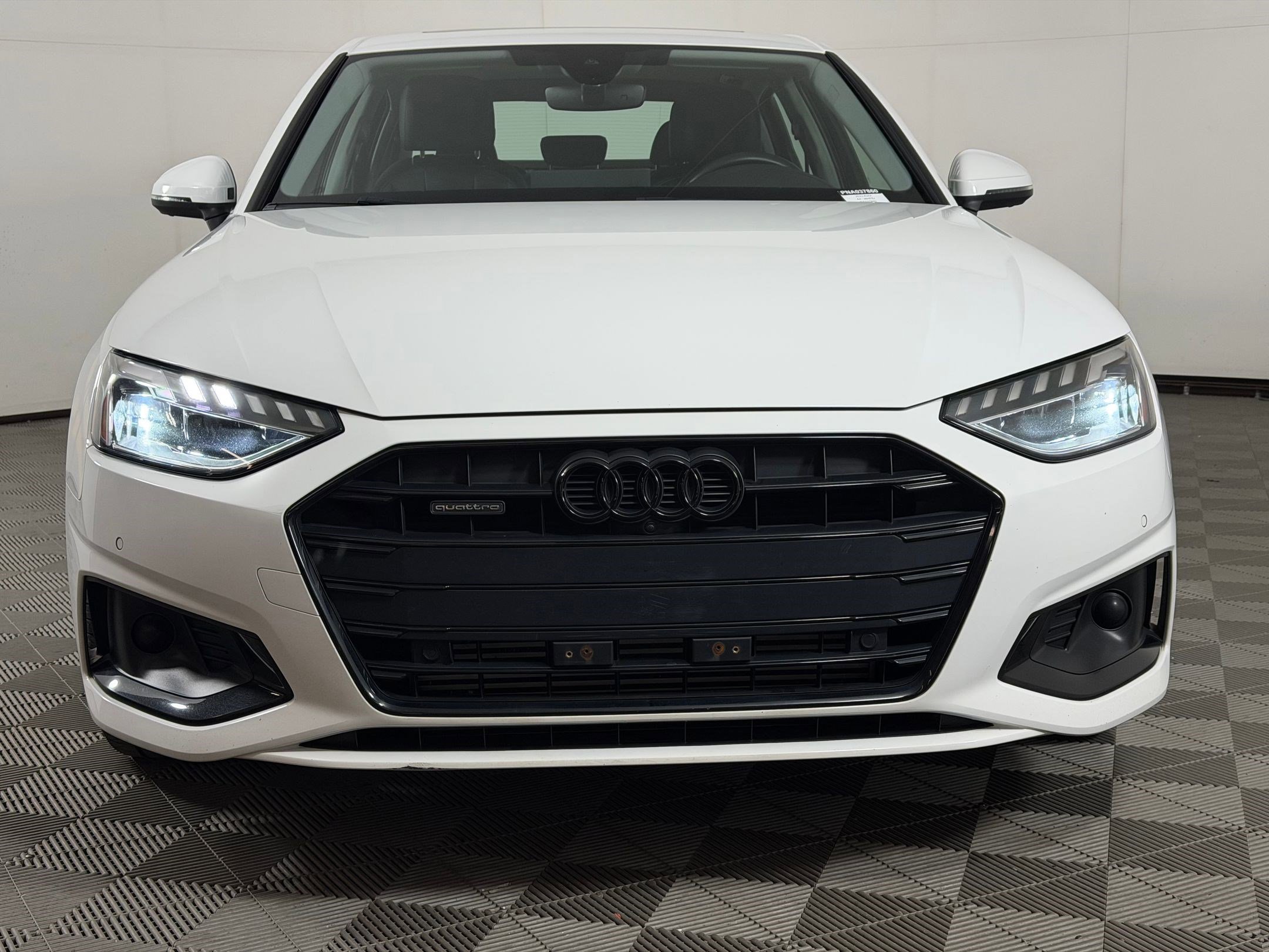 Used 2022 Audi A4 2.0T Premium Plus w/ Premium Plus Package AWD/4WD image 6