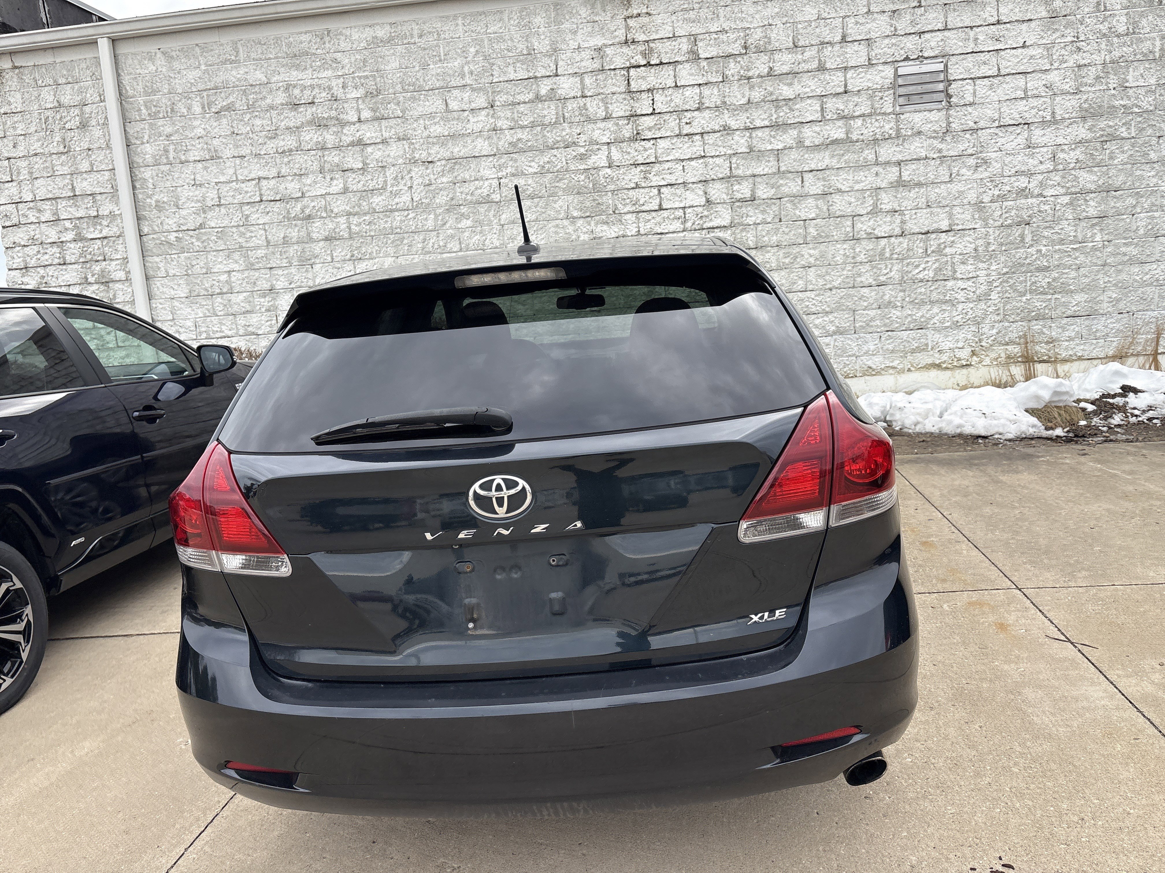 Used 2013 Toyota Venza XLE image 4