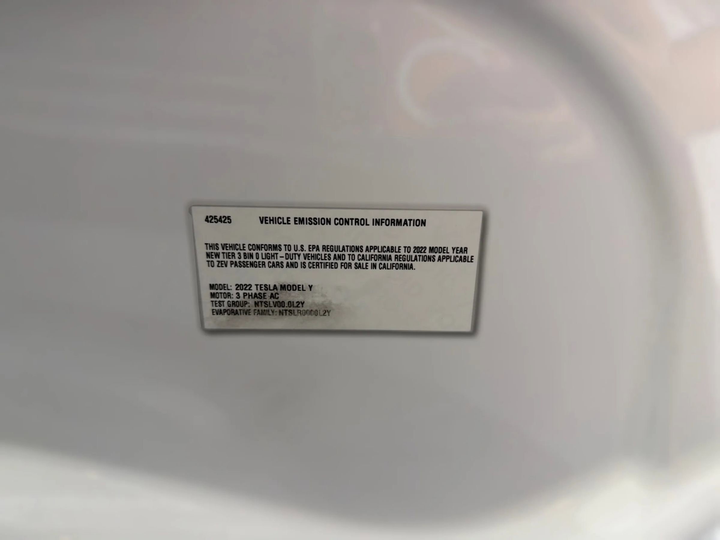 Used 2022 Tesla Model Y Long Range image 18