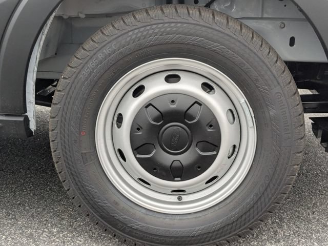 New 2026 Ford Transit 250 148 Medium Roof RWD image 25