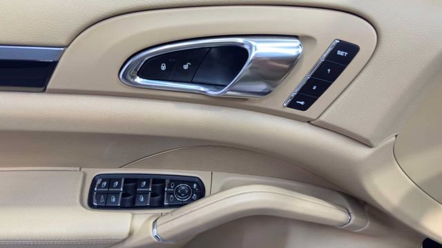 Used 2016 Porsche Cayenne AWD/4WD image 20